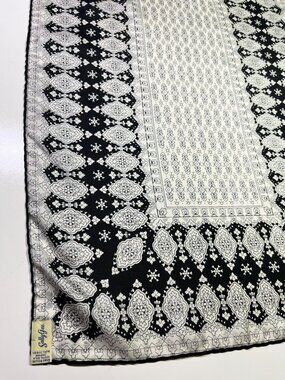 Vintage Sally Gee Scarf Silk Black Off-White Paisley 15"x44"